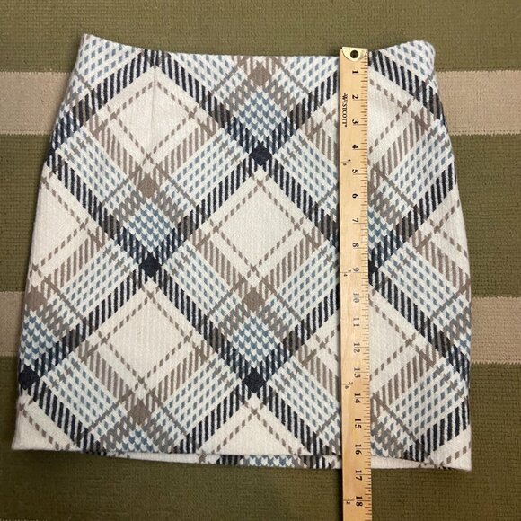 H&M Size 6 Wool Blend Skirt Plaid Cream Blue High Waisted Mini Academia Preppy - Picture 3 of 9